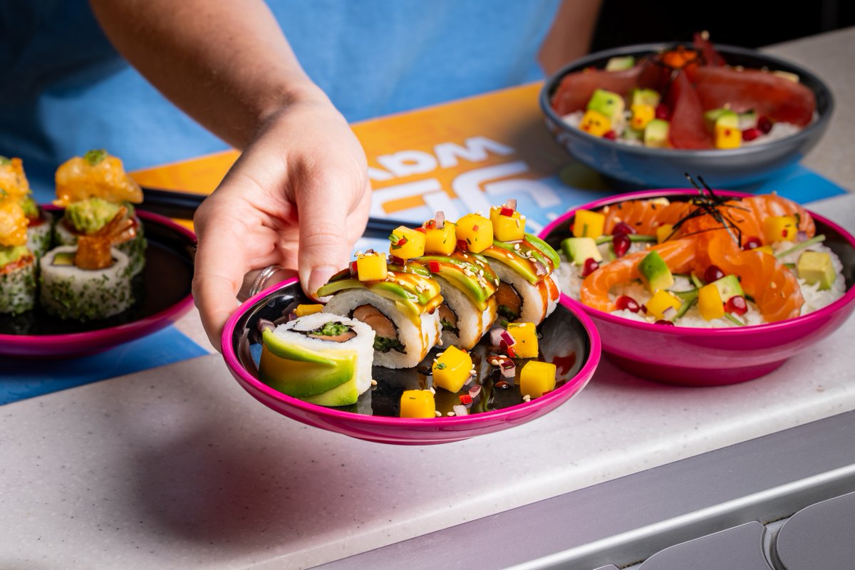 YOSushi's tweet photo. 🚨BOTTOMLESS BELT🚨

You asked, we listened👀

Every Thursday from 4pm make the most of 90 minutes all you can eat off the belt!

Ready, set, YO!🍣

#SummerYOWay☀️

t&amp;c's: https://t.co/U5oarlW2xM https://t.co/g9ni1j9Ui8