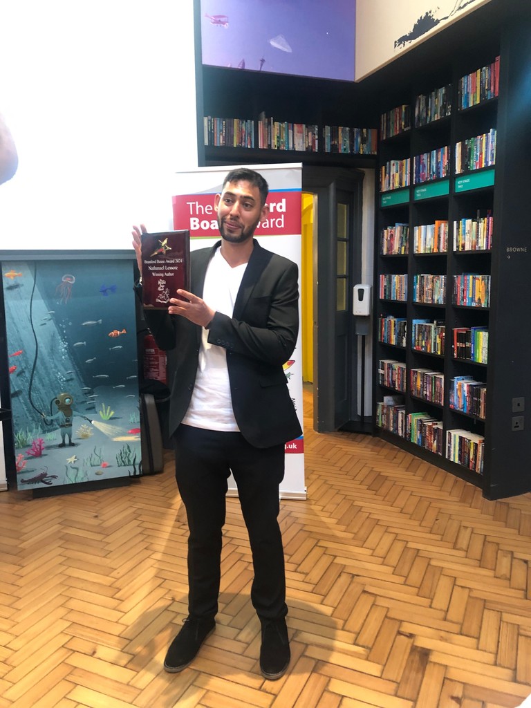 lovereadingkids's tweet photo. A fantastic night at the @clpe1 yesterday, celebrating 25 years of the @BranfordBoase and @NateLessore winning the BBA for #SteadyForThis, a funny, warm and refreshing debut that we canโt recommend highly enough! https://t.co/JP3MdfyEz3