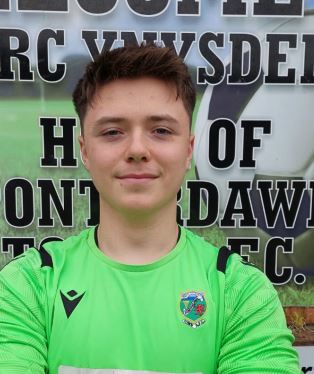PontardaweTown's tweet image. NEW SIGNING ANNOUNCEMENT 

Welcome to Parc Ynysderw Leo Jones

Leo is a great keeper who joins us from @FelinfoelA 

#GetOnBoard #UppaTown