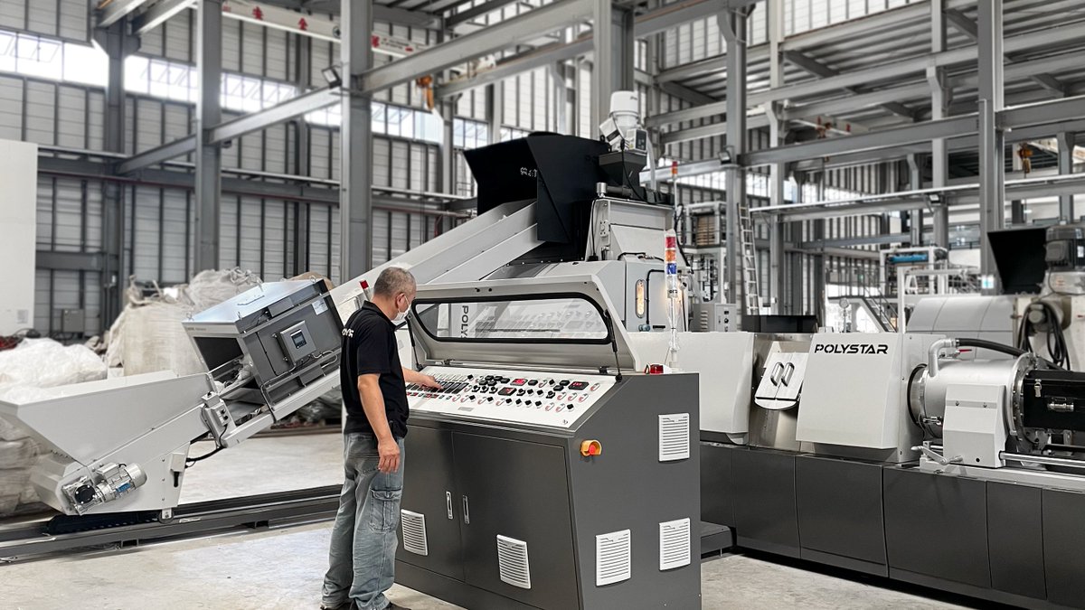 Polystar_TW's tweet photo. Recently, a manufacturer of PP woven bags and FIBC in #Thailand has acquired their #second Shredder Plastic Recycling Machine to recycle production waste.

We are pleased to provide high-quality plastic recycling machines to meet your requirements. Contact us! https://t.co/8GK1DWzcGS