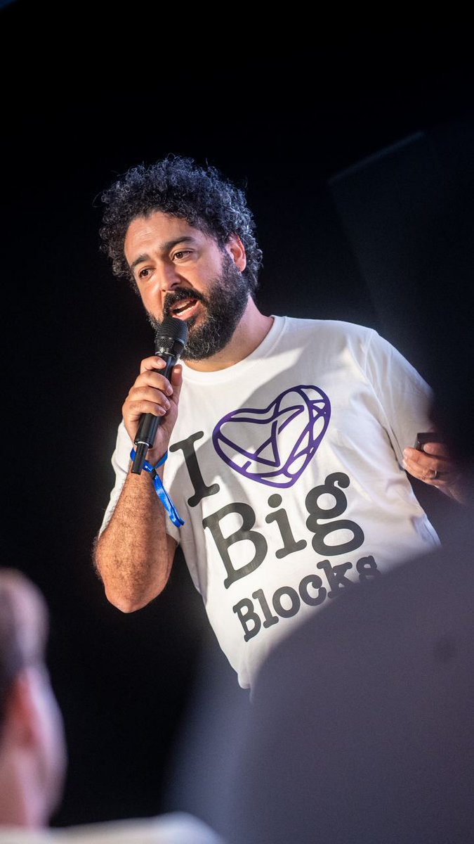 celestia's tweet photo. "The first goal of the Celestia community is abundant blockspace that is verifiable by anyone." - @ismail_k https://t.co/tGf1mHPWKL
