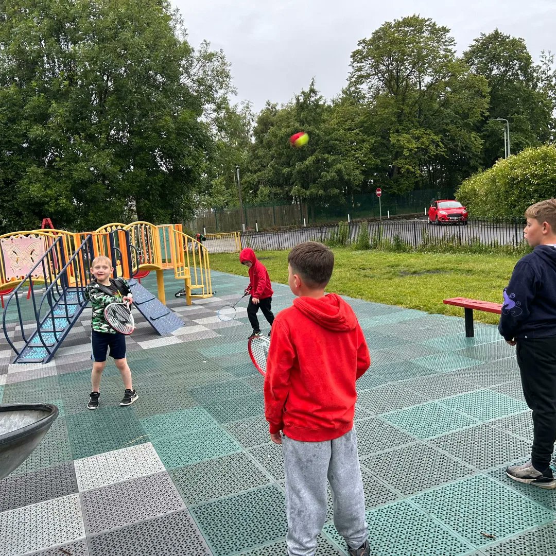 RippleRestalrig's tweet photo. Tuesday evening may have been rather wet and cold but we still had lots of fun at Craigentinny Park with some target bowl ball #newmadeupgame tennis, badminton, football and piggy in the middle #funwithfriends #funintherain https://t.co/EIVUFfh7ib