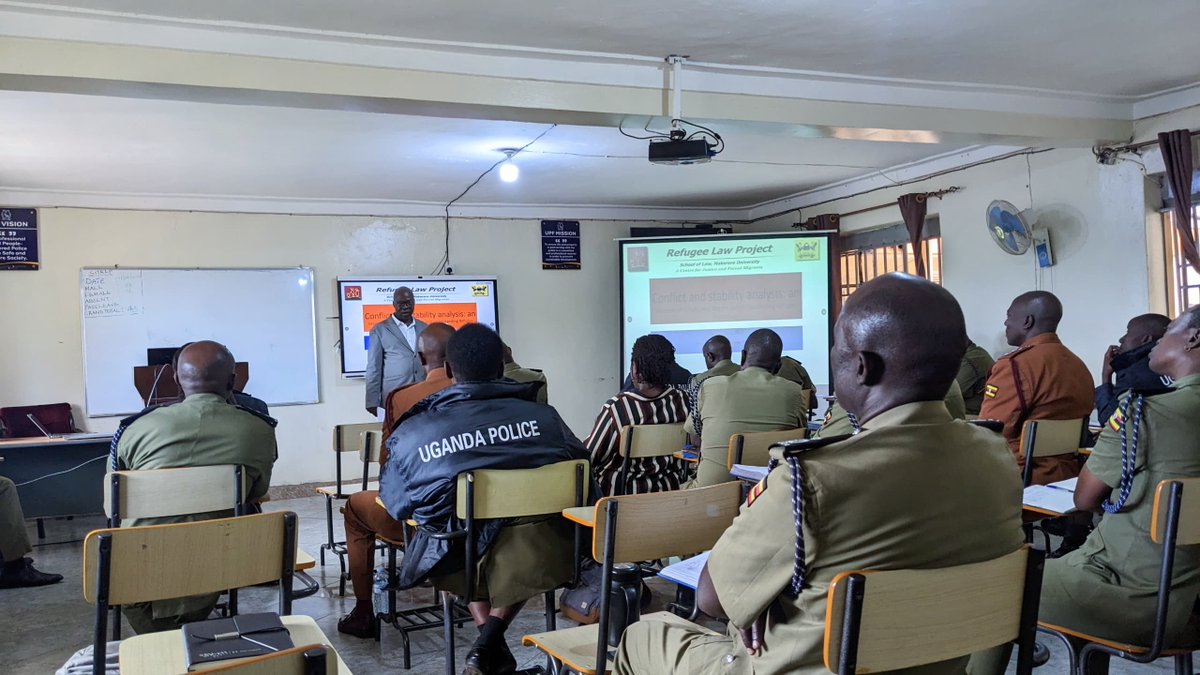 refugeelawproj's tweet photo. This morning, Dr. Pius Ojara, the Director of the Refugee Law Project, facilitated a training session on "Conflict and Stability: Understanding Refugee Protection" at the Police Senior Command and Staff College in Bwebajja. 
1/5 https://t.co/5jjKdFUhA8