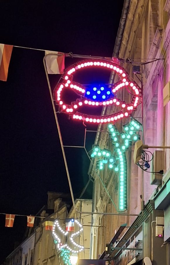 💡Nog 2 nachtjes slapen en dan start de opbouw van onze jubileumeditie van <a href="/Lichtjesroute/">Lichtjesroute</a> 2024 ! #40jaar #Eindhoven 💡