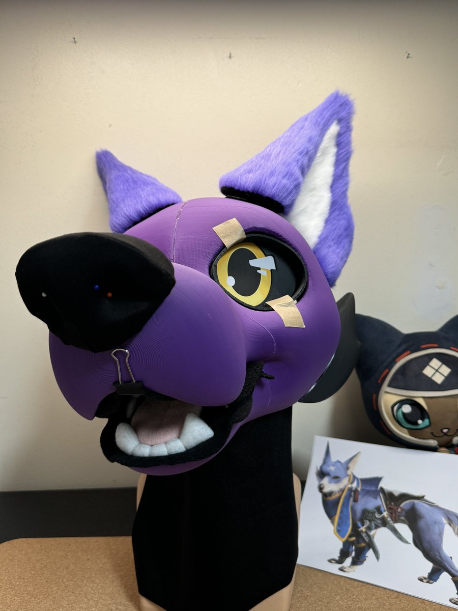 a WIP of a Palamute (more like Palacute) fursuit I’m making :3 hopefully will be done for EF !
