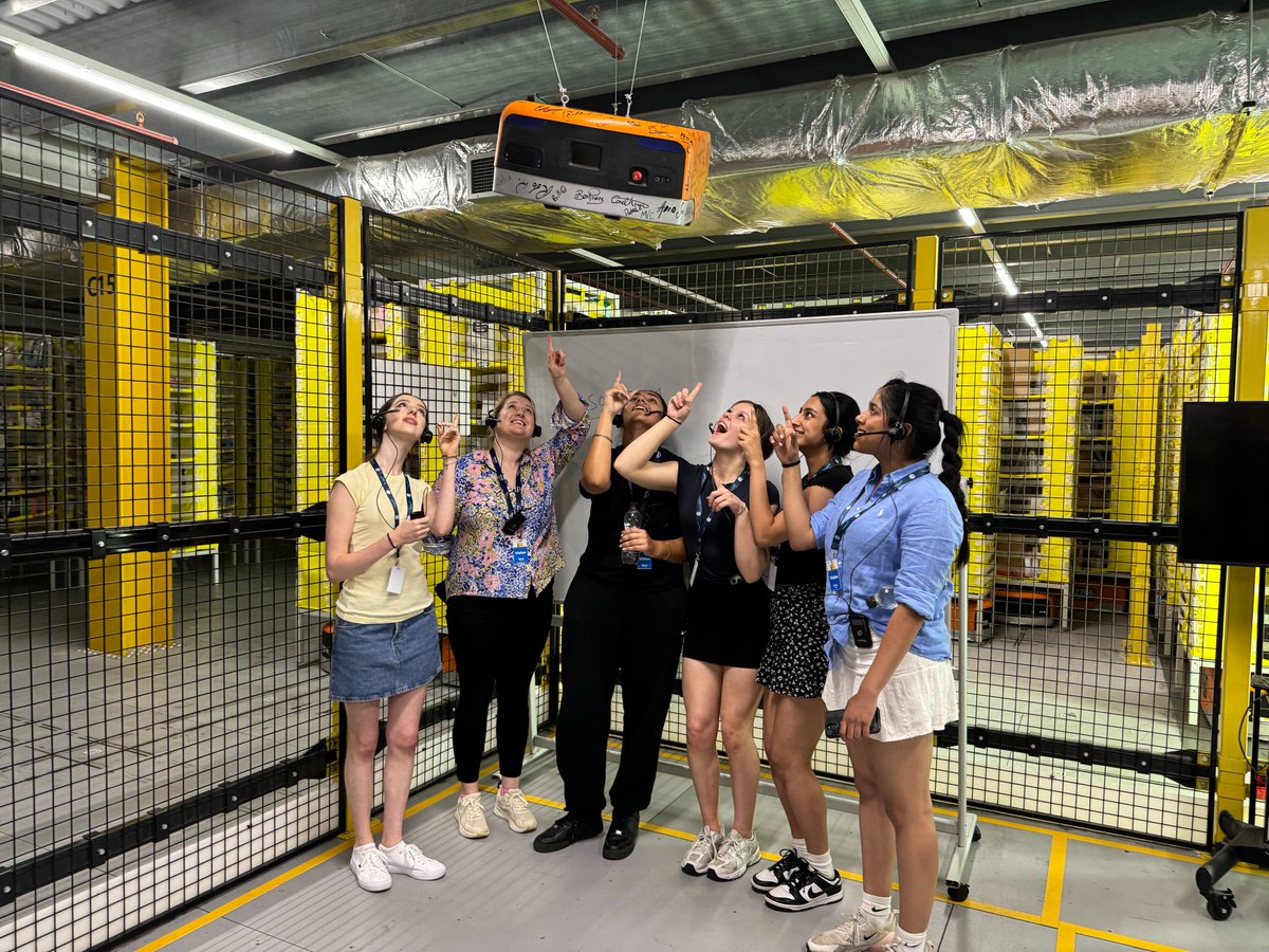 StMarysSchoolGX's tweet photo. Year 12 Business Studies class had the exciting opportunity to visit the Amazon Fulfilment Centre.
#SMSspirit #embrace #empower #excel #amazon #amazontrip #factorytrip #schooltrip #business #businessstudies #businessstudiestrip #sixthform #privateschool #independentschool https://t.co/6Xngw9MGMQ