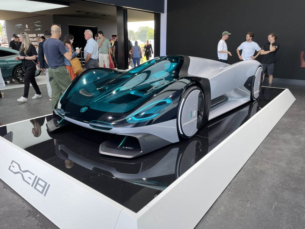 ZamberP's tweet image. Breaking myself in gently to #GFOS Glorious weather today at Goodwood Festival of Speed