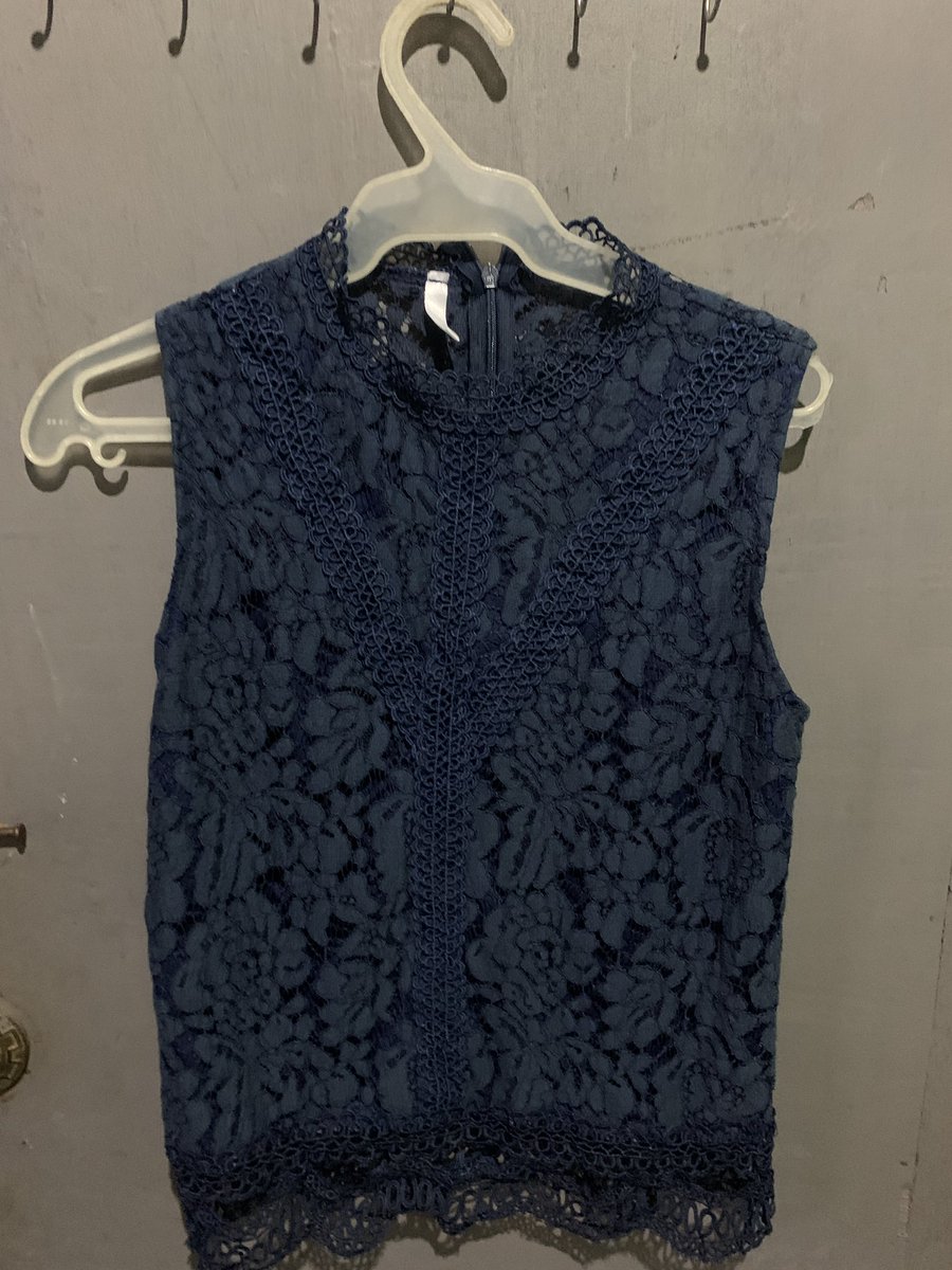 sunjaywishes's tweet photo. 75 pesos ea !!! https://t.co/oAKzzOw75l