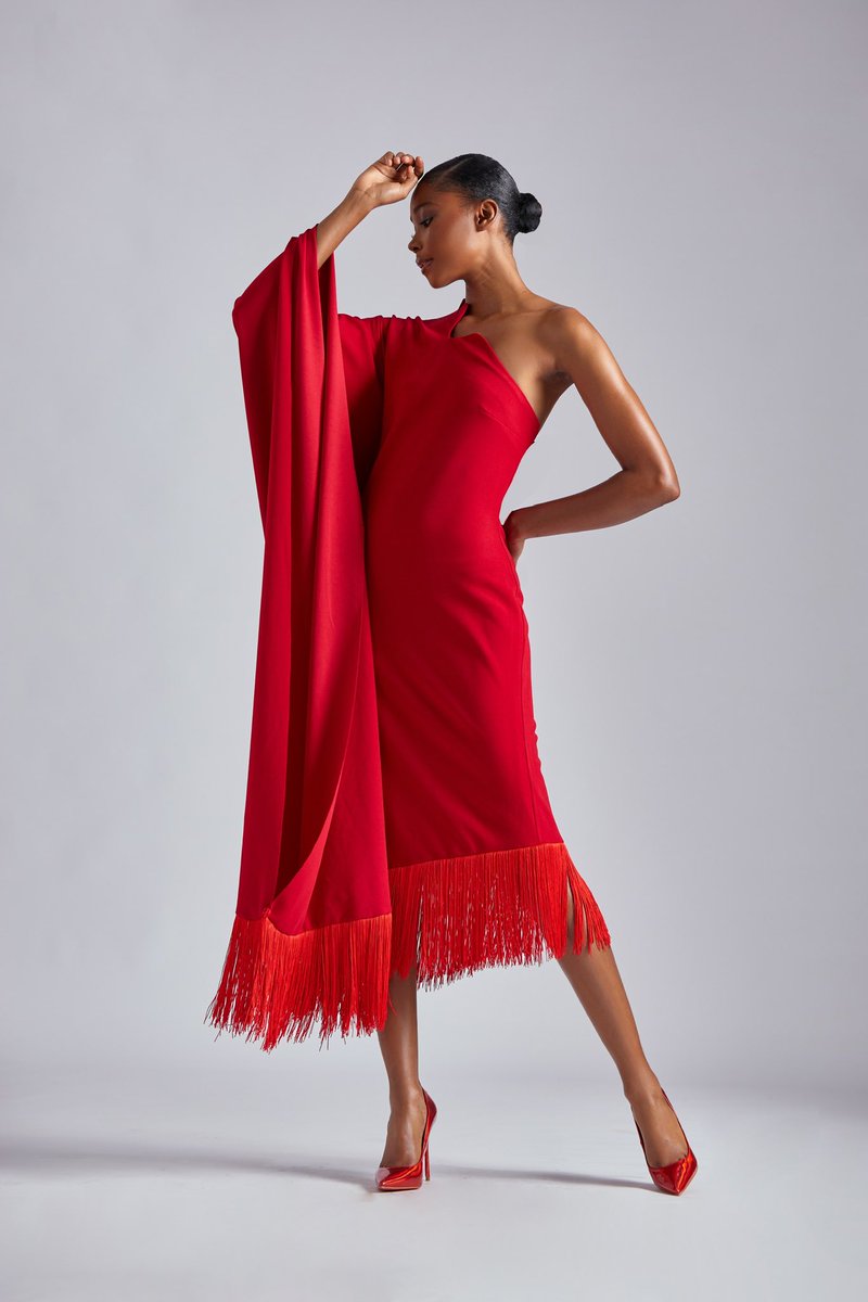 anitabel_brand's tweet photo. The FREYA kaftan with scalloped neckline and flowing fringe details exudes confidence and allure.
https://t.co/bwzRstb7tL
#ANITABEL #CollectionOne https://t.co/KvzKIGjORe