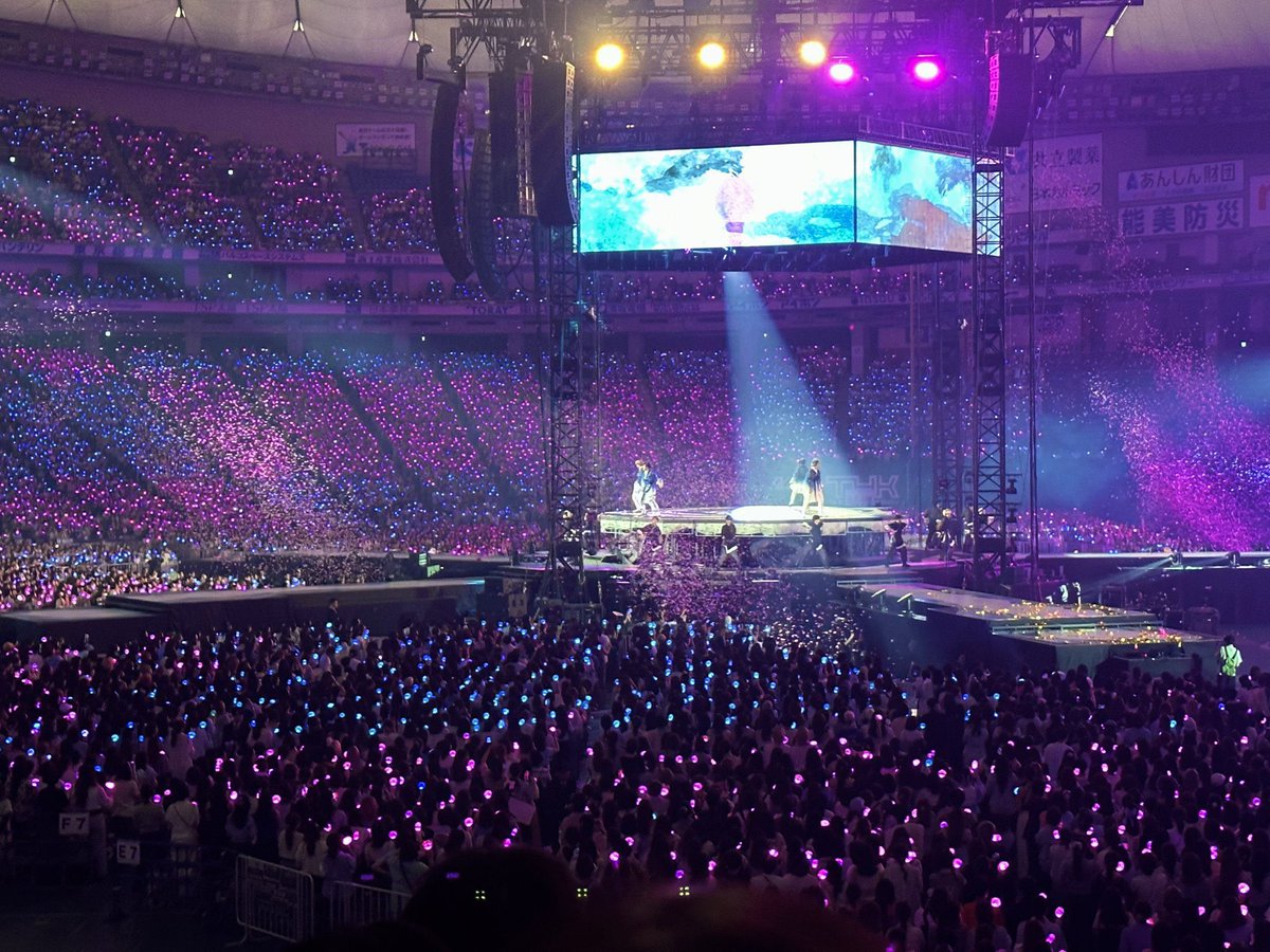 Nobody will ever convince me txt is not all that cuz imagine performing AND selling out both madison square garden and tokyo dome in the same year 😭🙏🏻 our txt is big BIG