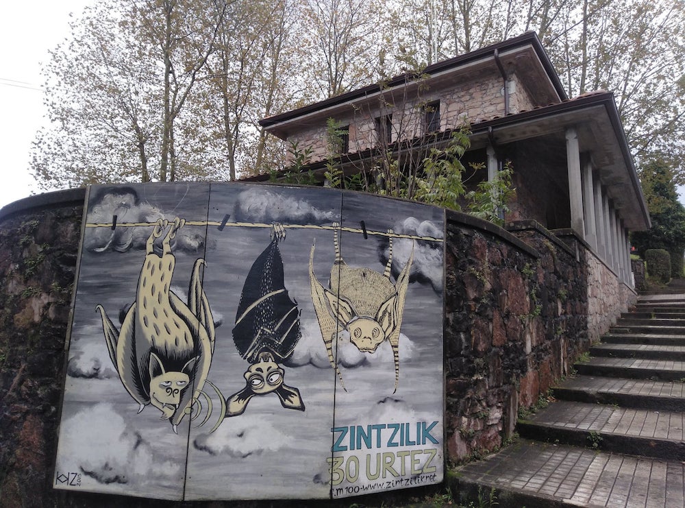 Txupinazo festa egingo du Zintzilik irratiak denboraldia bukatzeko
oarsoaldea.hitza.eus/2024/07/11/txu…
<a href="/zintzilik/">Zintzilik irratia</a> #Errenteria #Orereta