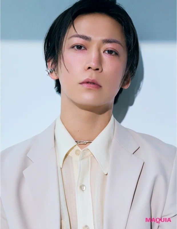 MAQUIA連載　亀カメラ　vol.1〜vol.126 切り抜き　+a　亀梨和也 MAQUIA連載 亀カメラ vol.1〜vol.126 切り抜き +a 亀梨和也