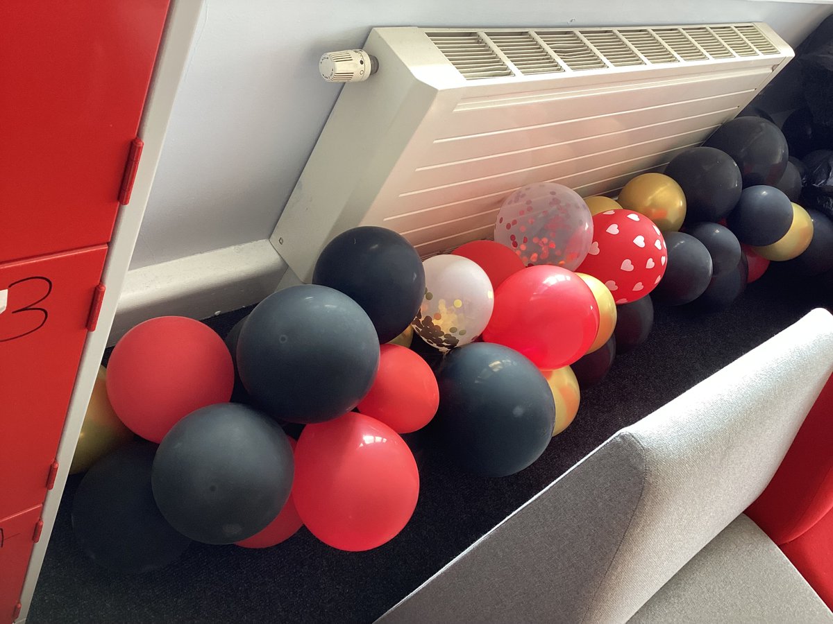 LARavensbourne's tweet photo. ๐๐ Prom is Tomorrow! ๐๐
The countdown is officially over ๐โจ Weโve been busy making everything perfect, and right now, weโre blowing up balloons to add that final touch of magic. #promtomorrow #balloonparty #prom2024 #countdowntoprom #ExcitementInTheAir #promprep https://t.co/fq3yUtwBXI