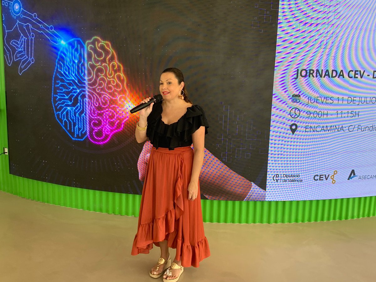 ENCAMINA's tweet photo. #ENCAMINAOrigen es un espacio para que pasen cosas, y hoy han pasado ☺ La @CEV_CV, la Diputación de Valencia y @ASECAM1 han organizado una Jornada sobre #IA en el puesto de trabajo para aprender y explorar cómo la IA puede transformar nuestros entornos laborales👏🏻👏🏻 https://t.co/bXRbCkT9xu