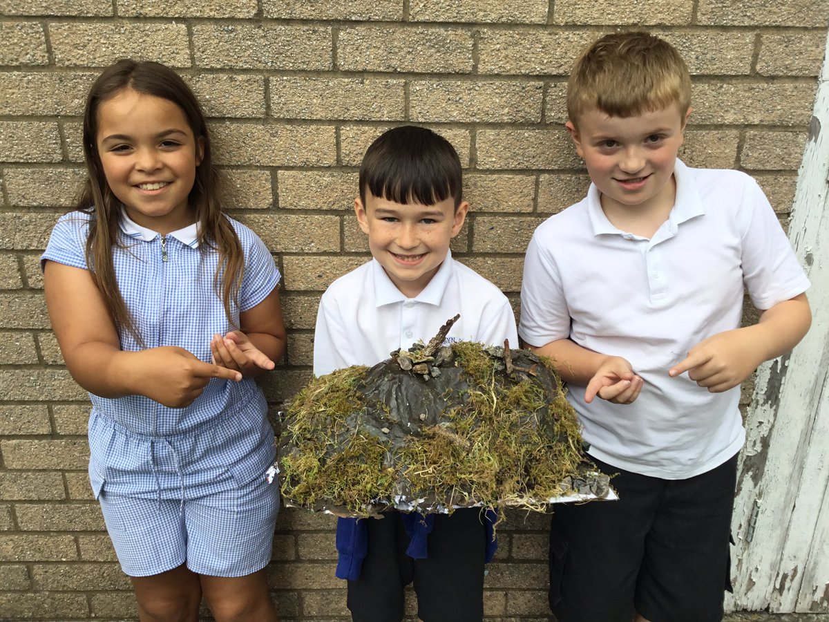 26brynd's tweet photo. Dosbarth 4’s whole-term 3D mountain project is finished, and we are absolutely delighted with the fantastic results! Gwaith da Dosbarth 4! @brynderiprimary https://t.co/FR4aYmdT81