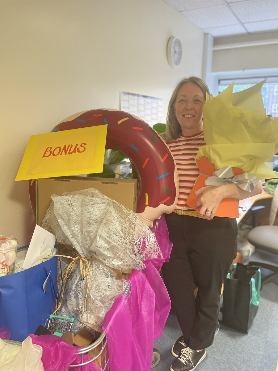 latimerprimary's tweet photo. A huge THANK YOU to Mrs Cooke for 17 amazing years at Latimer - from NQT to Headteacher! 💙🌟👑 We all got together this morning to celebrate in the style of Supermarket Sweep (long story, ask the children &amp; they’ll explain ☺️) #alwaysablue #LatimerLegend #thanksamillion 💙💙💙💙 https://t.co/qCTl5OVOcu