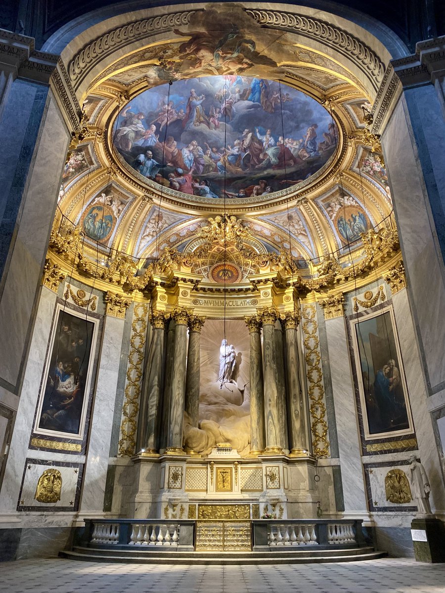 Guiguiii94's tweet photo. À St Sulpice, les restaurations s’enchaînent à un rythme effréné ces dernières années !

Ainsi, la chapelle Ste Geneviève peinte par Timbal et la majestueuse, la très grande chapelle axiale de la Vierge et sa coupole à fresque par Lemoyne ont retrouvé tout leur éclat !

Fil 1/12 https://t.co/nNjNUG23aa