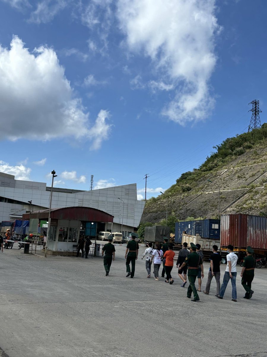 Blue Dragon tweet media