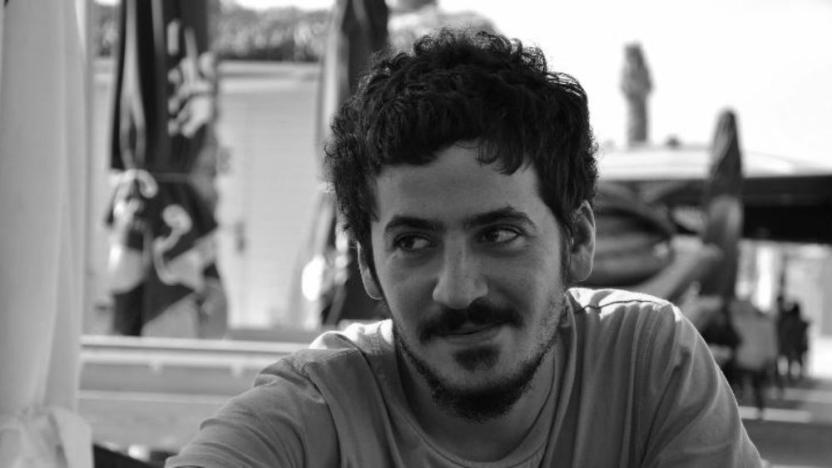 Ali İsmail Korkmaz'ı terörize etmeye başladılar!

Hatırlatalım:

- Erdoğan emri verdi
- Fethullah'ın piç polisleri düşürdü
- Şeref yoksunu fırıncı vurdu
- Hipokrat'ı tanımayan doktor tedavi etmedi

19 yaşında, hiçbir oluşumla bağı olmayan genci devlet-halk el ele verip KATLETTİ.