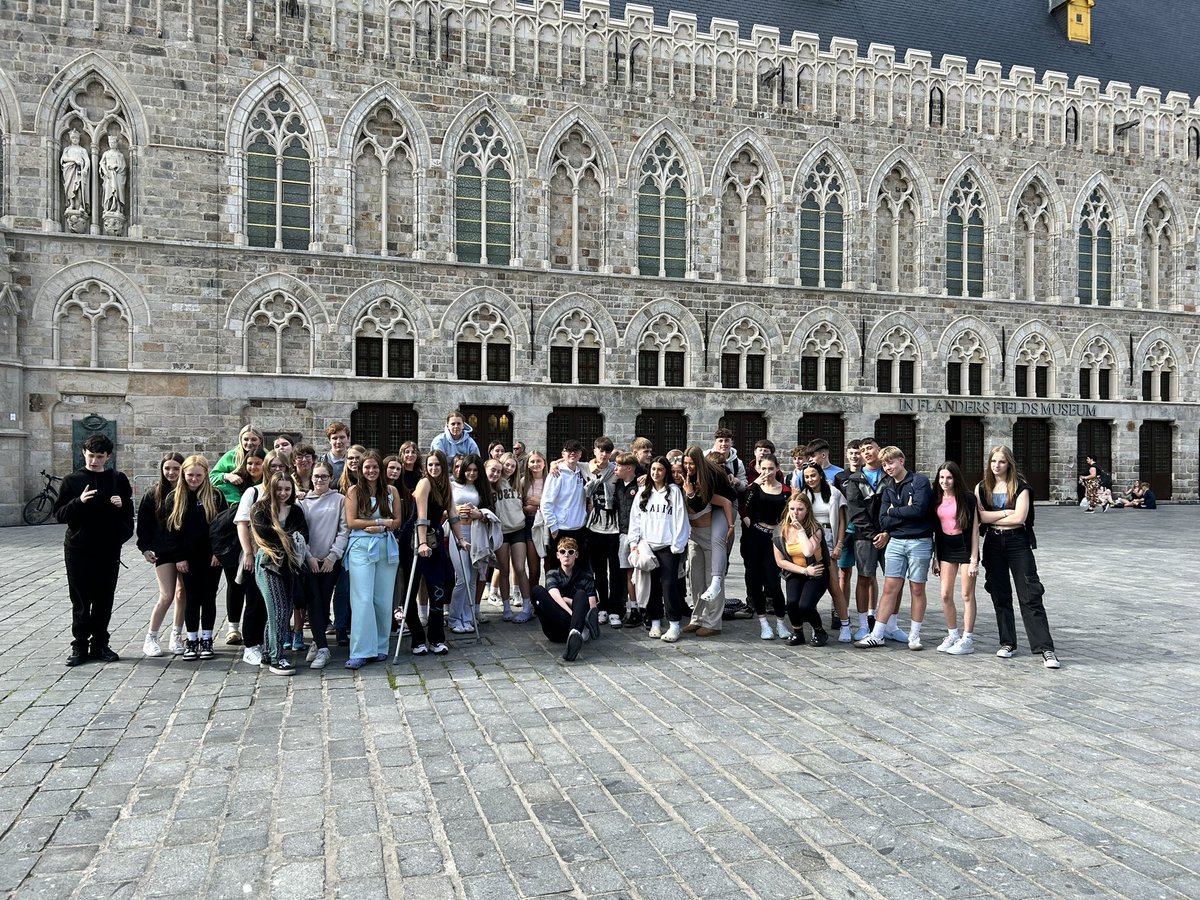 Outside the Flanders field Museum yesterday.
#islwynhistorytrip2024