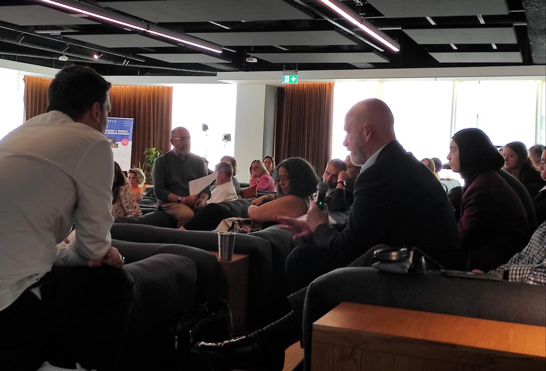 Attendees are sharing their reflections following sessions this morning from <a href="/miss_mcinerney/">Laura McInerney</a> <a href="/Ed_Dorrell/">Ed Dorrell</a> @LordJimKnight and <a href="/SerdarFerit/">Serdar Ferit</a>. Lots of discussion about the importance of connection and humanising. Amazing to hear reflection from some amazing young people who have