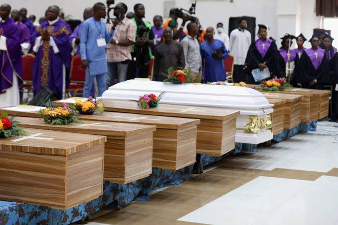 SaharaReporters's tweet photo. ICC Publishes Alarming Report On Religious Persecution In Nigeria, Says 50,000 Christians Killed By Insurgents | Sahara Reporters https://t.co/lwQzhIz6HP https://t.co/YE6zgDKKg4