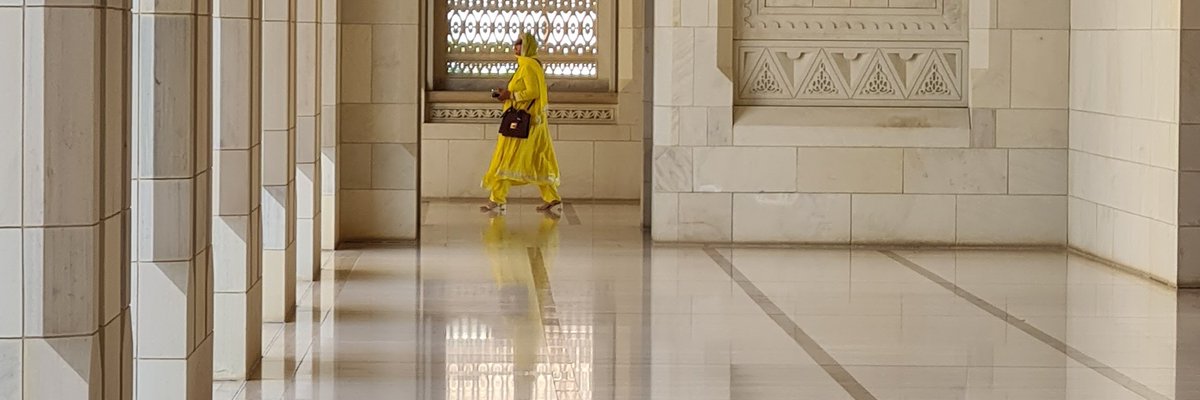 خانه جدید تیوان در #مسقط کار خودش رو شروع کرد.
اگر قصد دارید کسب و کارتان را در #عمان گسترش بدید و یا قصد ورود به بازارهای بین‌المللی را دارید، از این به بعد تیوان پایگاه شما در مسقط خواهد بود.
لطفا با #ریتوییت در اطلاع‌رسانی بیشتر ما را یاری دهید
<a href="/TivanclubOman/">TivanClub.Om</a>