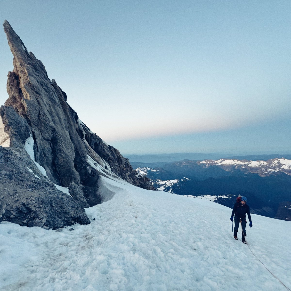 Jee_vuh's tweet photo. Climbing in a heat dome is not fun (climate angle!), but I’m so proud to have made it up under such difficult conditions. 

Only volcano left for me in the Washington Cascades now is Glacier Peak! https://t.co/D2YqPHF5tF