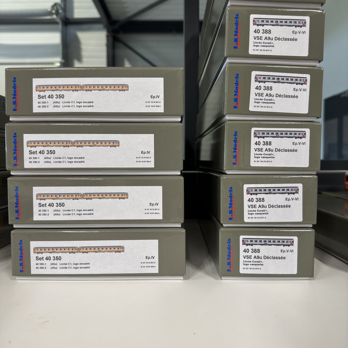 JModelisme's tweet photo. 🚃 Nouveautés Voitures Voyageurs LS Models HO 1/87 !

Cliquez sur ce lien pour les découvrir 👉 https://t.co/78mACWhrzb

🚚 Ces produits sont éligibles à l’offre en relais Pickup DPD.

🤔 Quelle livrée allez-vous choisir ?

#LSModels #ModélismeFerroviaire #Railway #ScaleHO https://t.co/rWdSc5MR9c