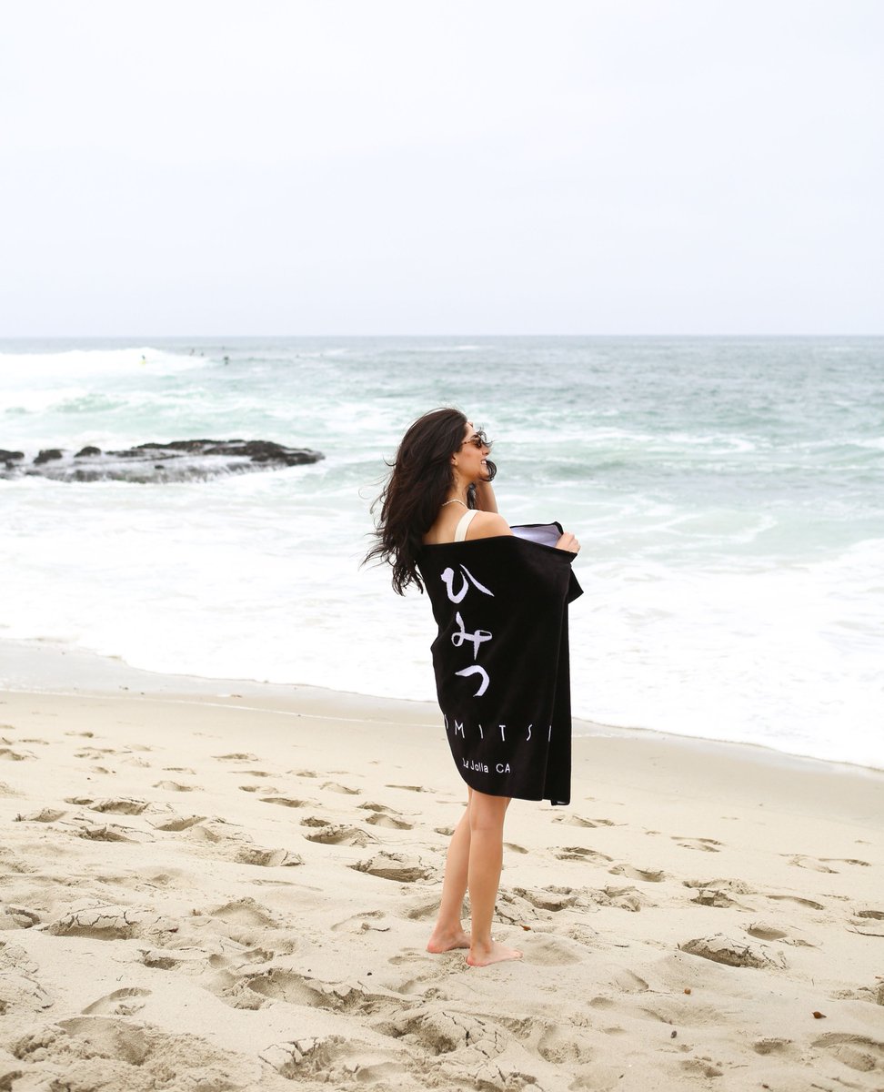 himitsusd's tweet photo. Catch the sun in style with Himitsu beach towels 🕶☀️⁠
⁠
Limited availability! Pick-up your merch in-restaurant.⁠
⁠
#HimitsuSD 〰️ #ShowaHospitality https://t.co/FNVs60XP3S