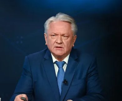 KareemRifai's tweet photo. JUST NOW: The US and Germany have foiled a Russian plot to assassinate the CEO of German arms manufacturer Rheinmetall.

Rheinmetall produces artillery shells and military vehicles for Ukraine. https://t.co/Ma1BkkQyoW