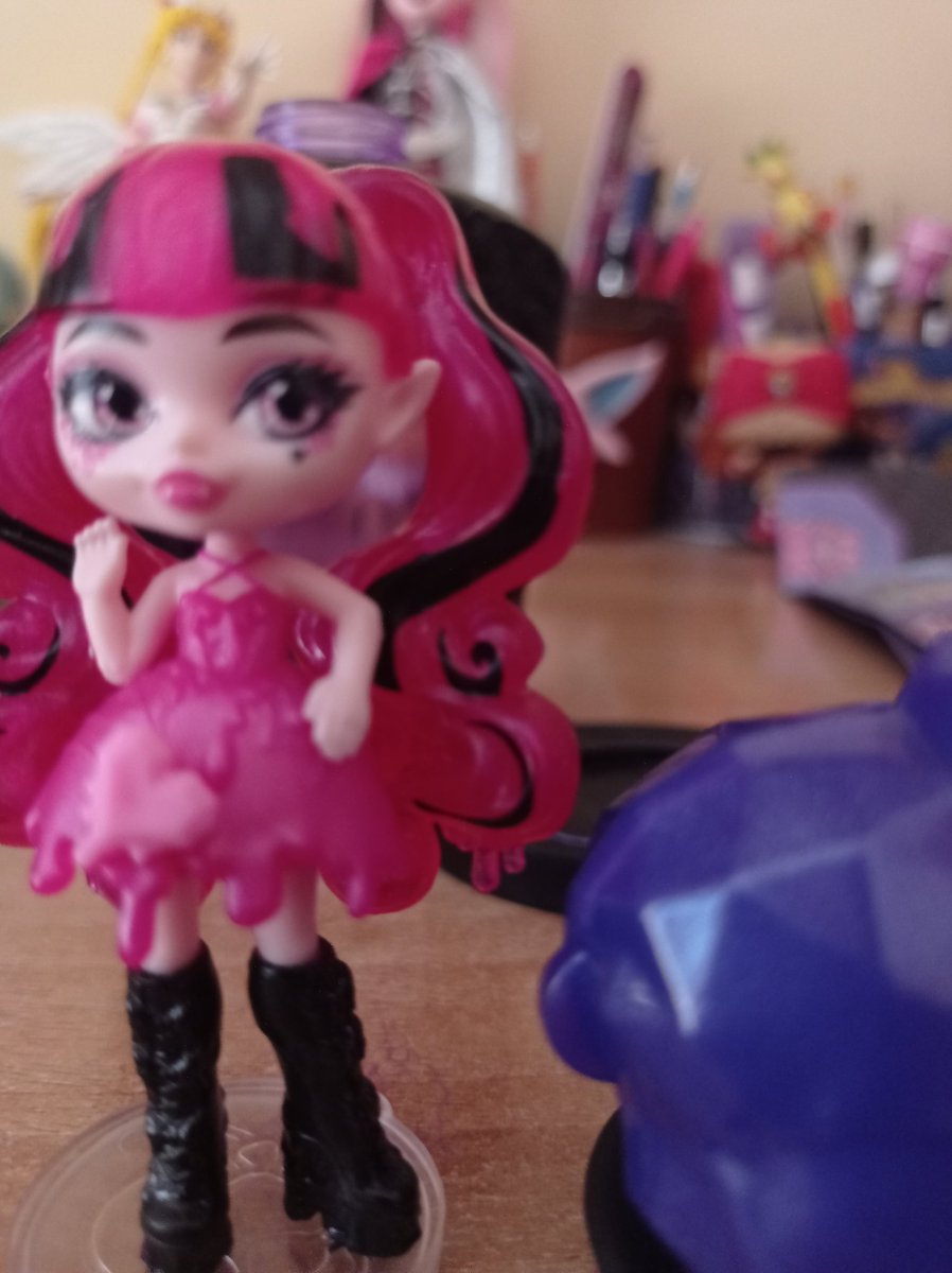 winxclubpretty's tweet photo. My Draculaura Potions Figure Part 2
#MonsterHigh #2024 #MonsterHigh2024 #Mattel #MH #Figure #MonsterHighFigure #Draculaura #Lala #Potions #MonsterHighPotions #MonsterHighPretty #Pretty #PrettyMaripaz #MaripazPretty #BooCrew #Boo #Monstars https://t.co/ZlUfMjbFuP
