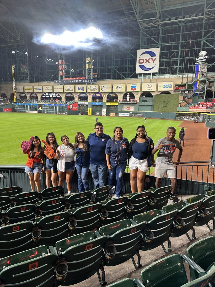 MaydeCreekFFA's tweet photo. Rounded out Day 1 with an @astros win!!
๐งกโพ๏ธ๐ท
Doesn't get much better than that!!
#rpnd #rampride #texasffa #Houston https://t.co/eTSUO2Xgan