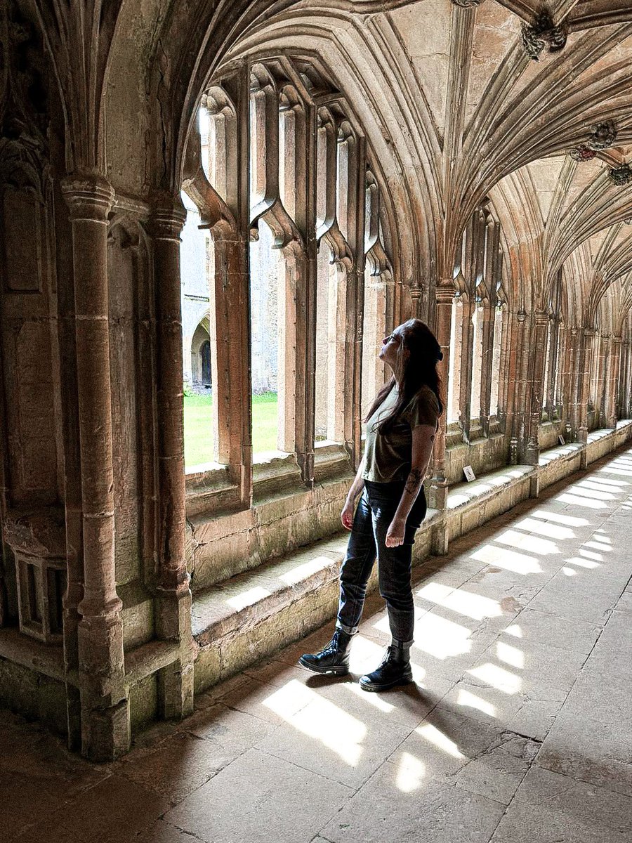 this place is gorgeous and jkr is still a shit person !!! ❤️