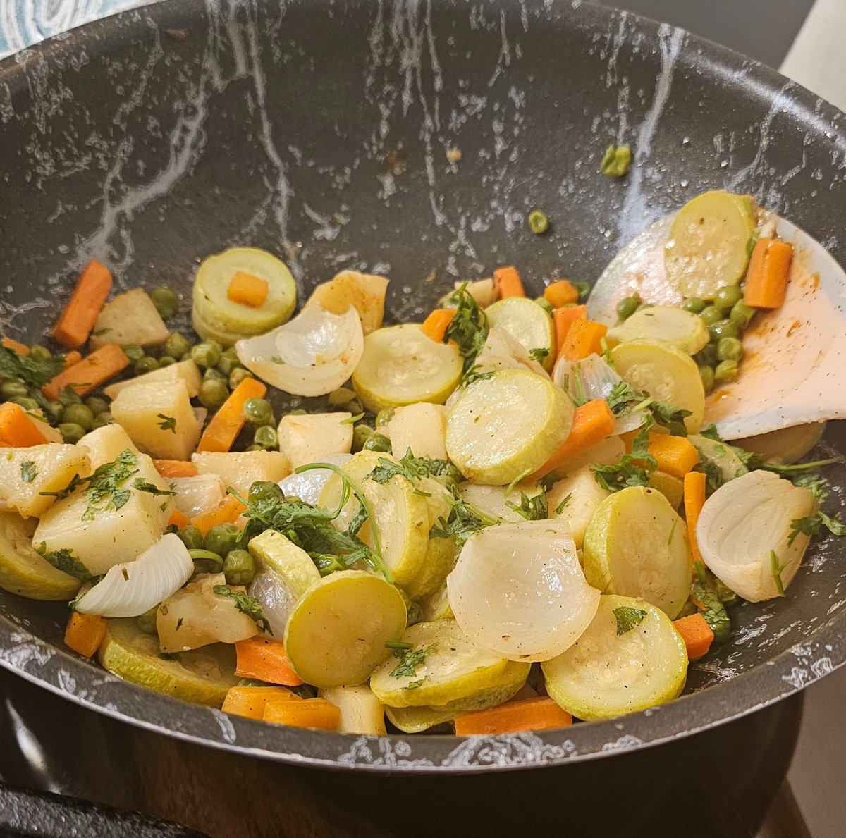 BigJoeN's tweet photo. To say that I am proud of my cooking would be an understatement 
So good that I had no time to take proper pics before devouring it https://t.co/aLpHn47GH0