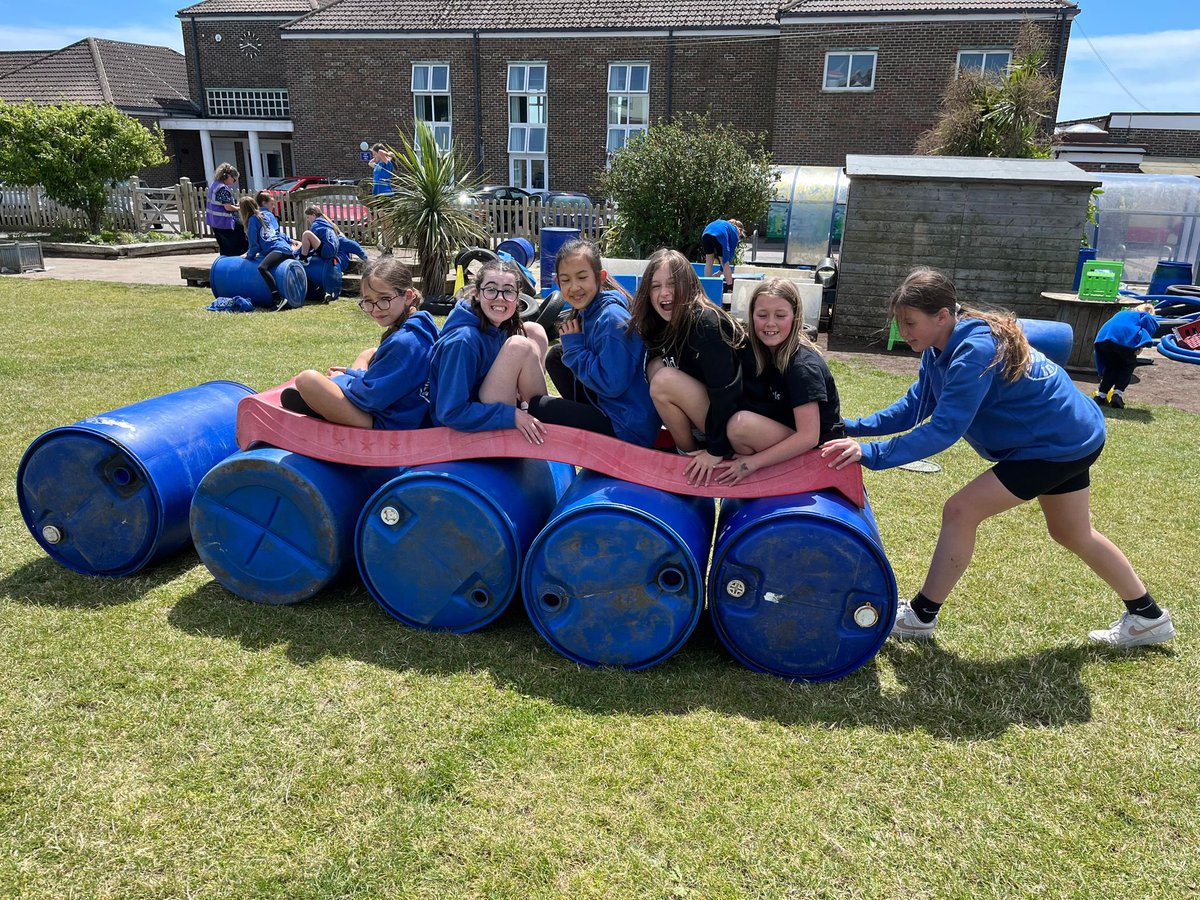 Creativity at lunchtime with OPAL today! #creativity #opalplay #outdooradventures