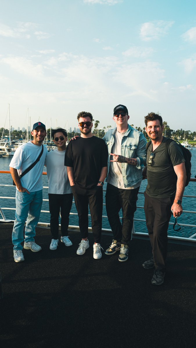 JHawkShoots's tweet photo. Day 2 at camp with the squad ๐ธ
#sonycameracamp https://t.co/tYvB4htO9x