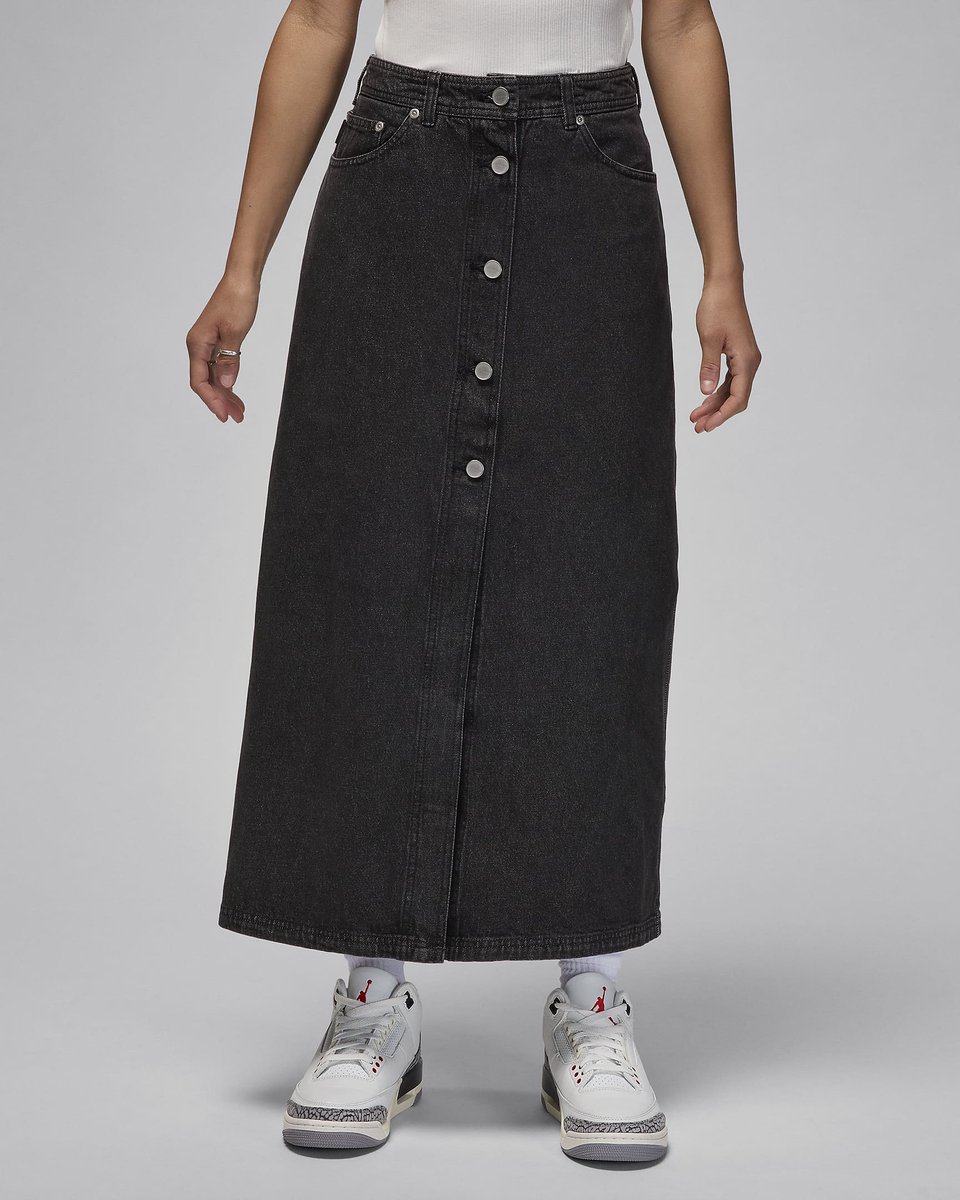 SOLELINKS's tweet photo. Ad: NEW Jordan Black Denim Apparel Collection on Nike US

Top:https://t.co/Dm96KclFfX
Shorts:https://t.co/QuwfDxhuJH
Skirt:https://t.co/VMNg5MYGuG https://t.co/9PvUxIdAq0