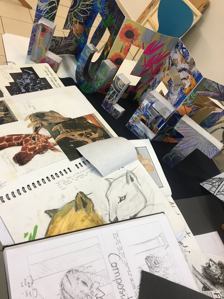 artcurriculum's tweet photo. @chelseaacademy Summer Art exhibition celebration! https://t.co/FYZTBN6SDt