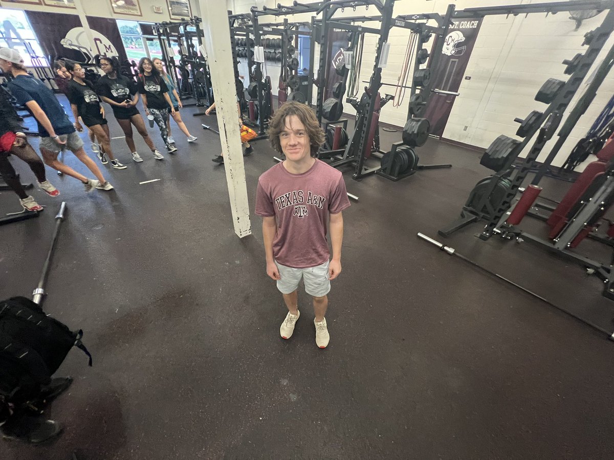 ConsolFootball's tweet photo. What does it look like to embrace Core Value #️⃣3️⃣? Class of ‘27 Brodie Conrad goes 23 for 23 on summer workouts and has Belief in the Process! 🔥 #StormIsBrewing #DYJ https://t.co/FjdipgR1G5
