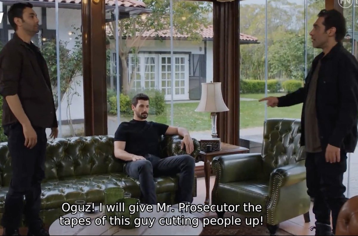 neverenoughali's tweet photo. I know some ride hard for Major however when it’s revealed he was the one who blackmailed Zeyno to divorce Halo it’s not gonna be pretty. #HudutsuzSevda https://t.co/U9QNYPwtAE