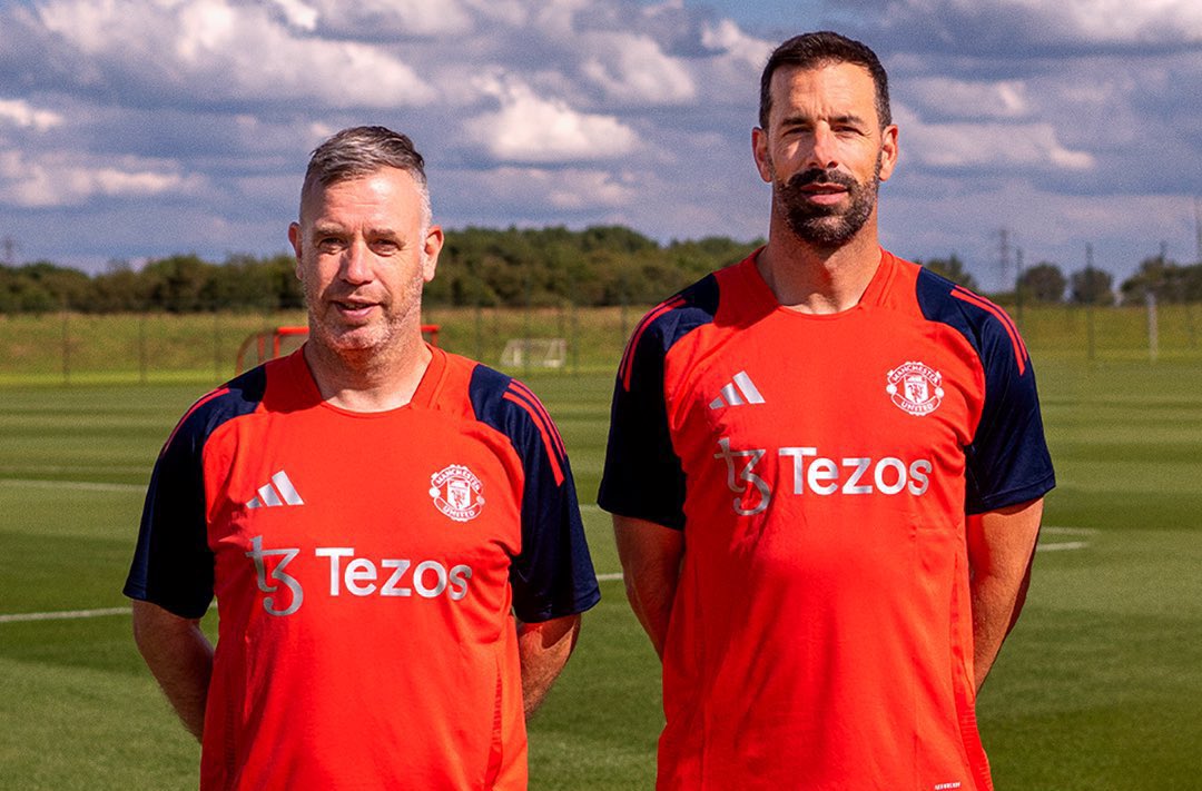 LTsports77's tweet photo. ๐ณ๐ฑ Official: Ruud van Nistelrooy and Rene Hake join Man United coaching staff on two year contracts.๐ด
#LTsports || #MUFC https://t.co/Wqu0PzijUF