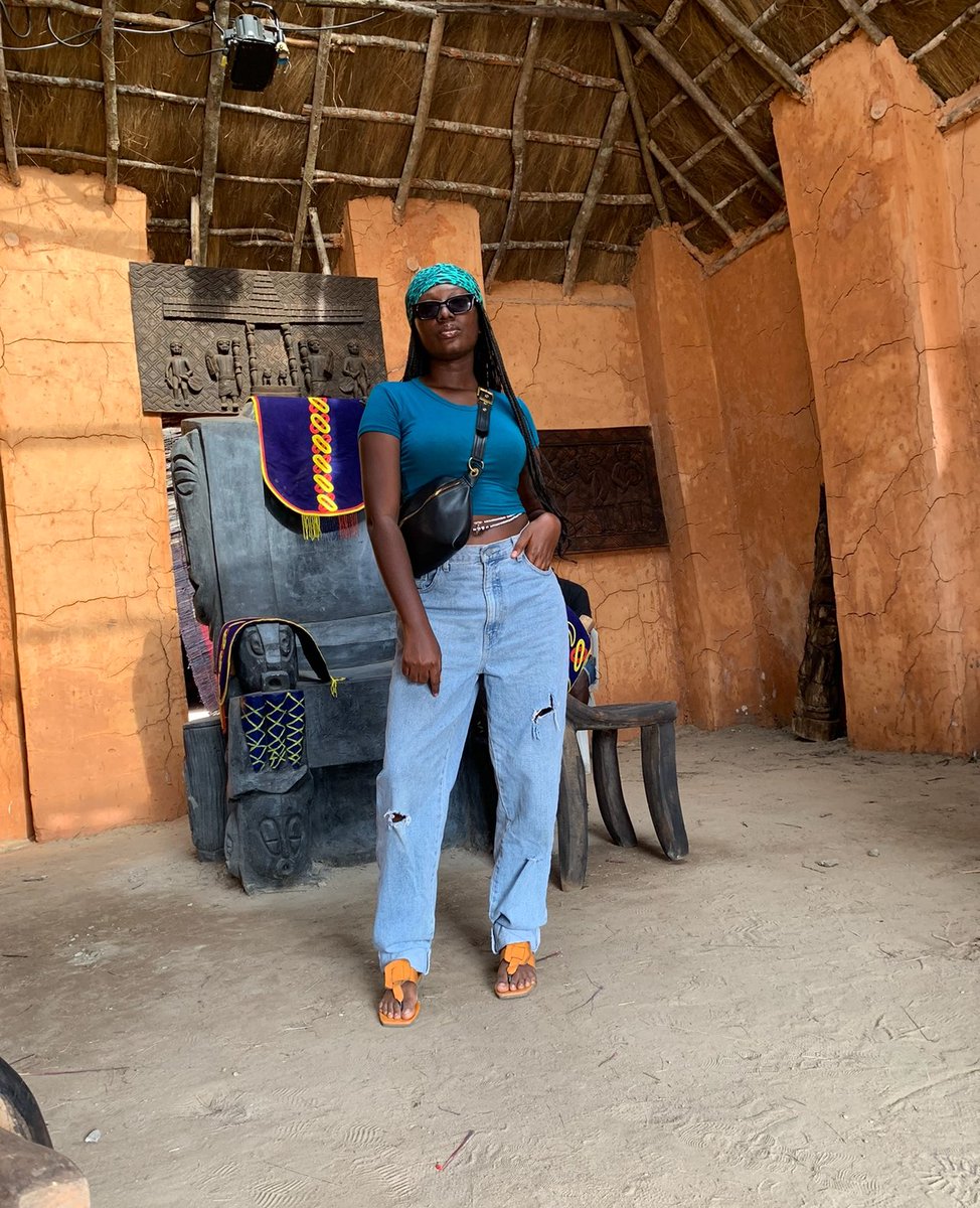 WumiTuase's tweet photo. Shooting #AMItura https://t.co/f1DV5Ku9Fe