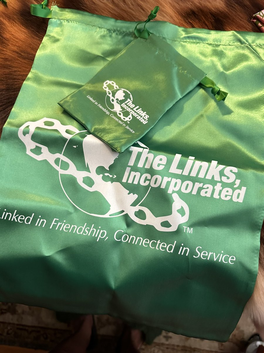 CICLinksInc's tweet photo. Chapter President Betty Patterson and Financial Secretary Dr. Charlotte Gullap-Moore served as delegate and alternate at the 44th National Assembly. 

In this role they are responsible to participate FULLY as we conduct the consequential business of our organization. https://t.co/Y2zvO5IG7B
