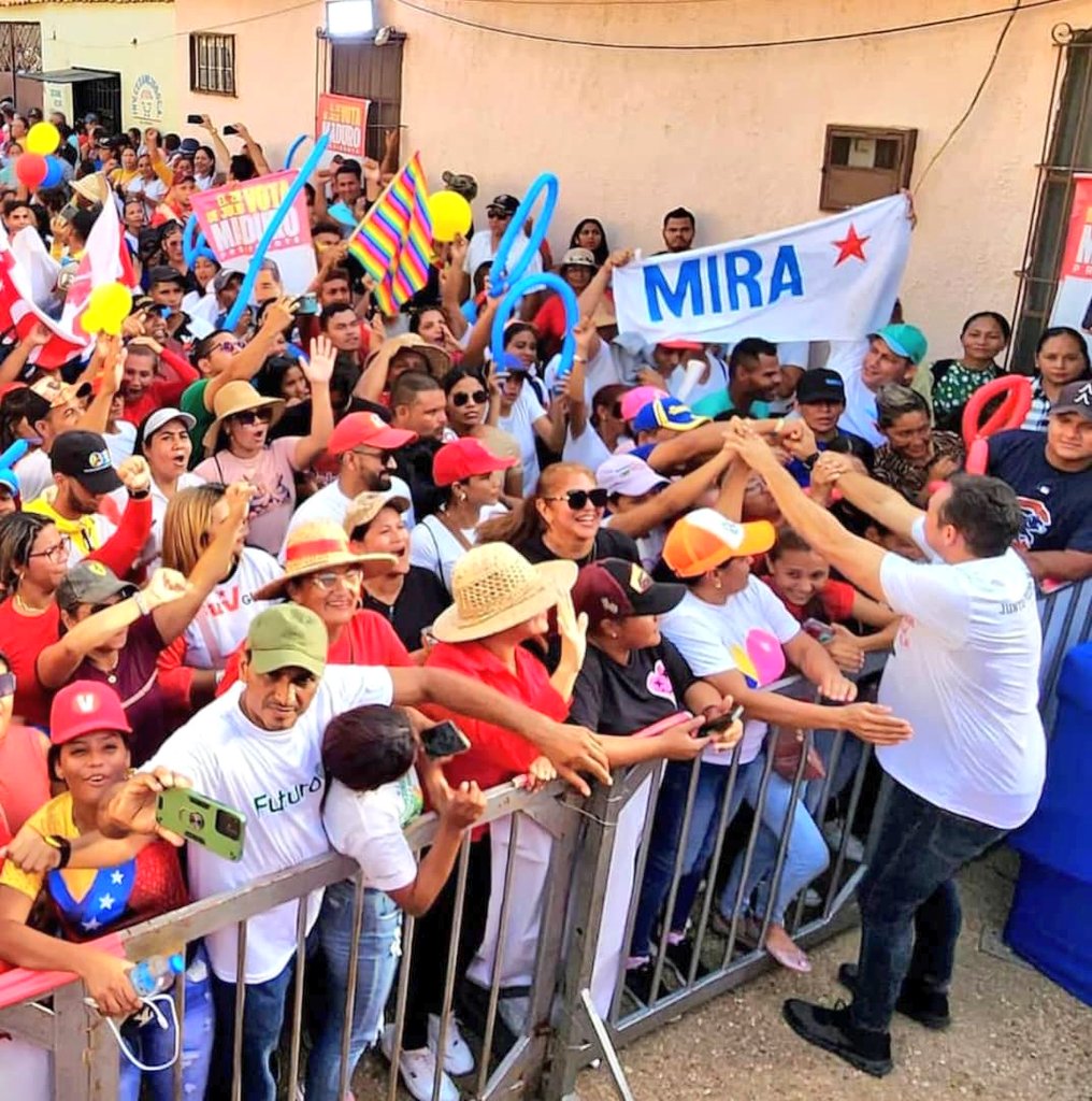 🔵🔴🗣️ Nuestro Movimiento Integrador Revolucionario Antiimperialista (MIRA), camino con el pueblo revolucionario las calles de Tucupido en respaldo al conductor dé victorias <a href="/NicolasMaduro/">Nicolás Maduro</a>

MIRA, ahora todos somos Venezuela, vota por la tarjeta del QR tricolor 
🟡🔵🔴 del Partido