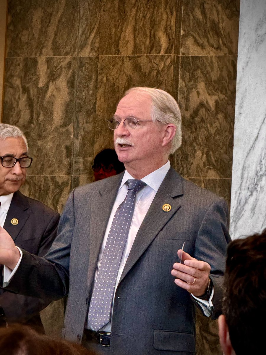 BISimulations's tweet image. Rep. John Rutherford (R-FL) champions M&amp;amp;S at 14th Capitol Hill Expo 🏛️🖥️
&quot;M&amp;amp;S Tech Building Nation&apos;s Strength&quot;.
BISim demo: How our software boosts national resilience across domains.
📍 Rayburn House, DC.
#ModelingandSimulation #DefenseInnovation #BISim #VBS4