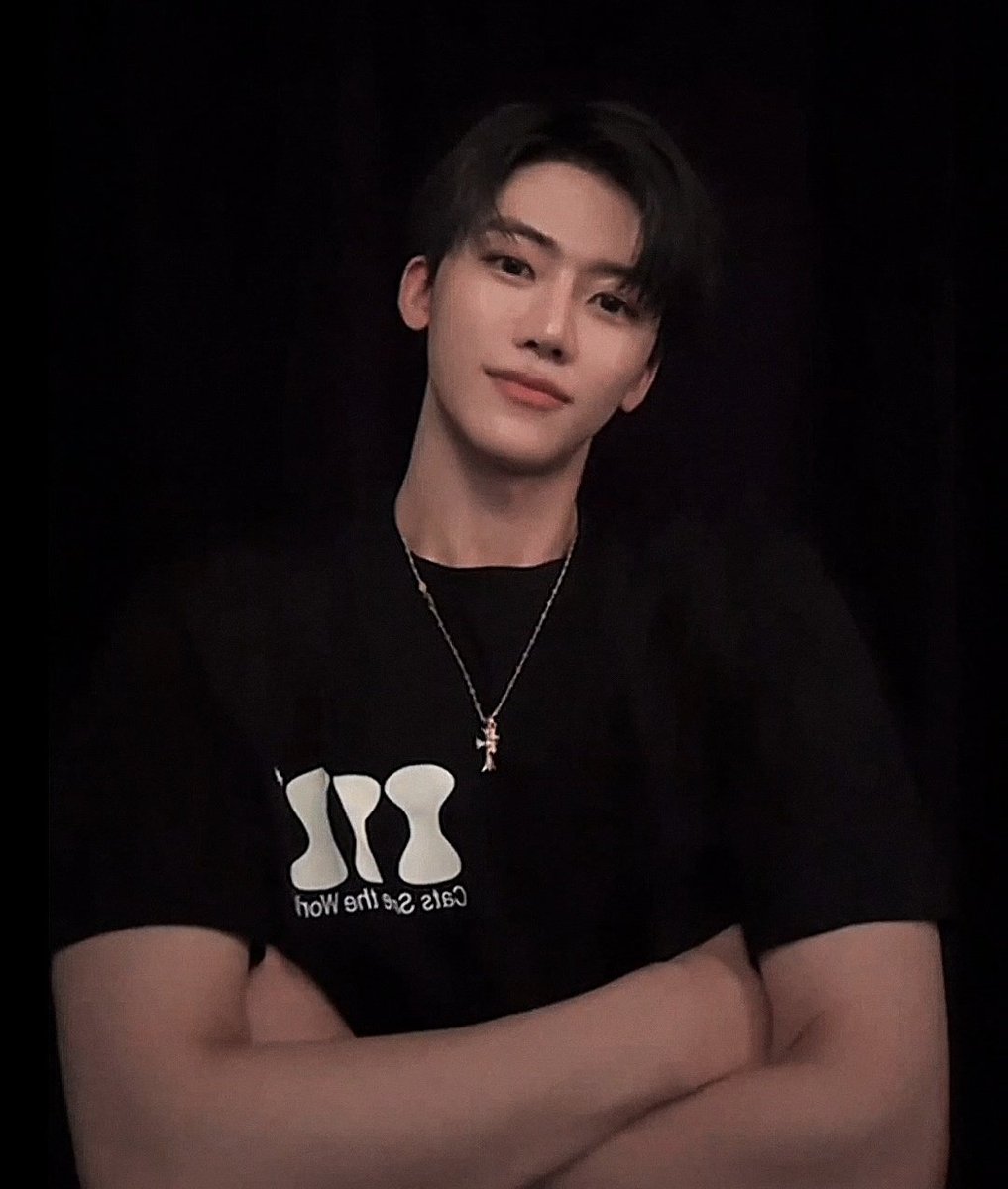 𝙮𝙤𝙪𝙧 𝙛𝙖𝙩𝙝𝙚𝙧 tweet media