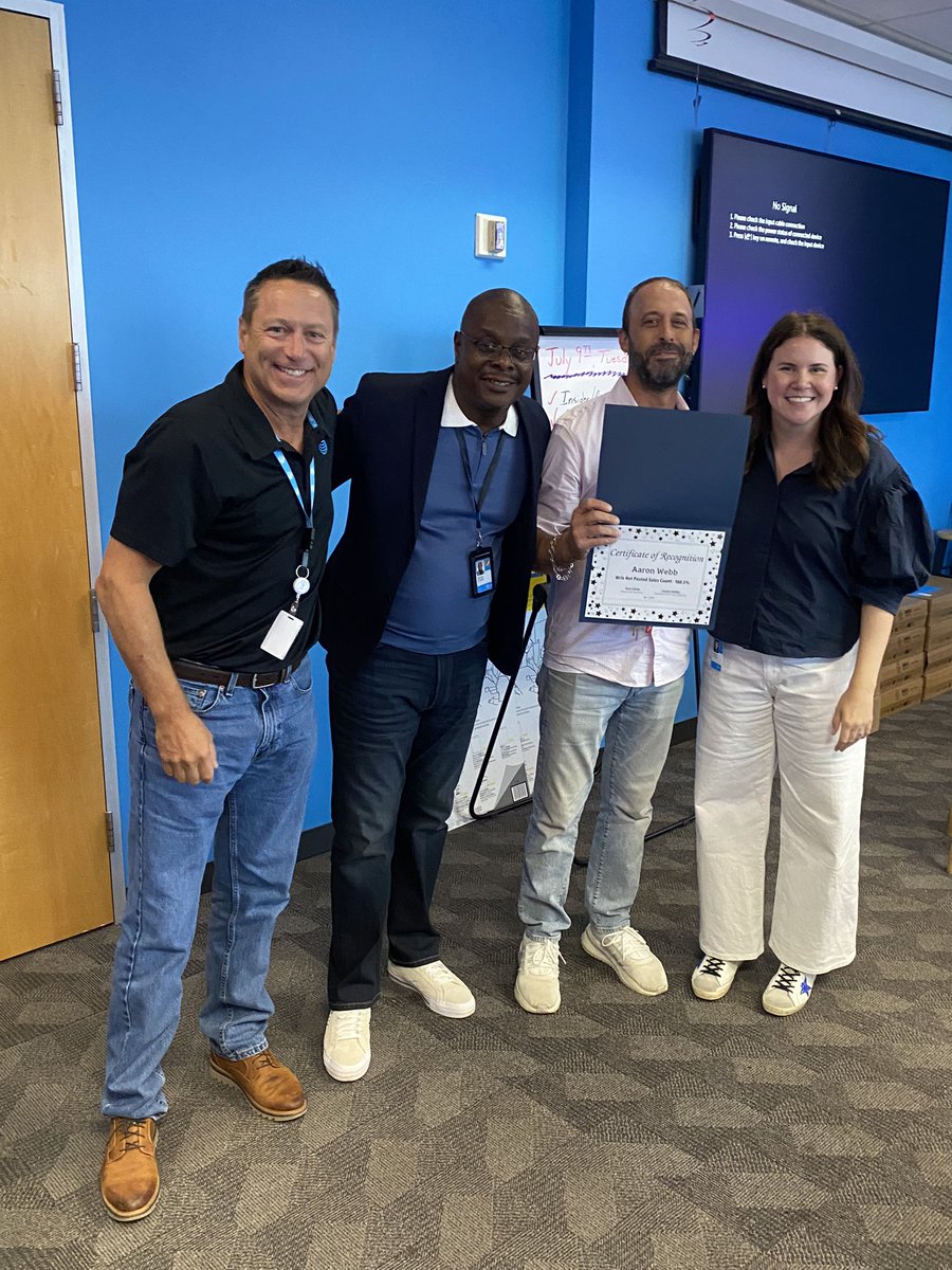 dees_tulsa_mlg's tweet photo. More to celebrate at Tulsa Loyalty with Sarah Finnegan in the house! Let’s go Team Tulsa! @Finnegan_Team @seanclarke333 @DustonHatten @JessThompson37 @Tulsa_Loyalty https://t.co/ldtIAEqr3g