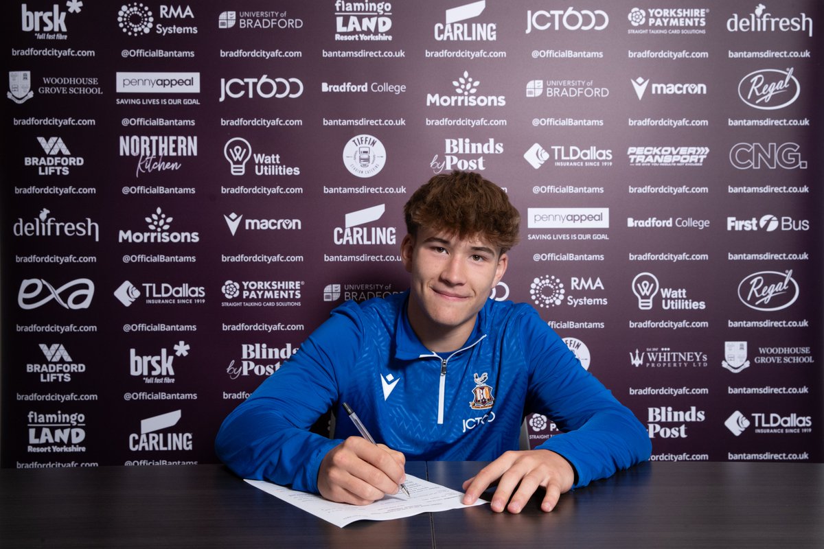 Bradford City AFC Academy tweet media