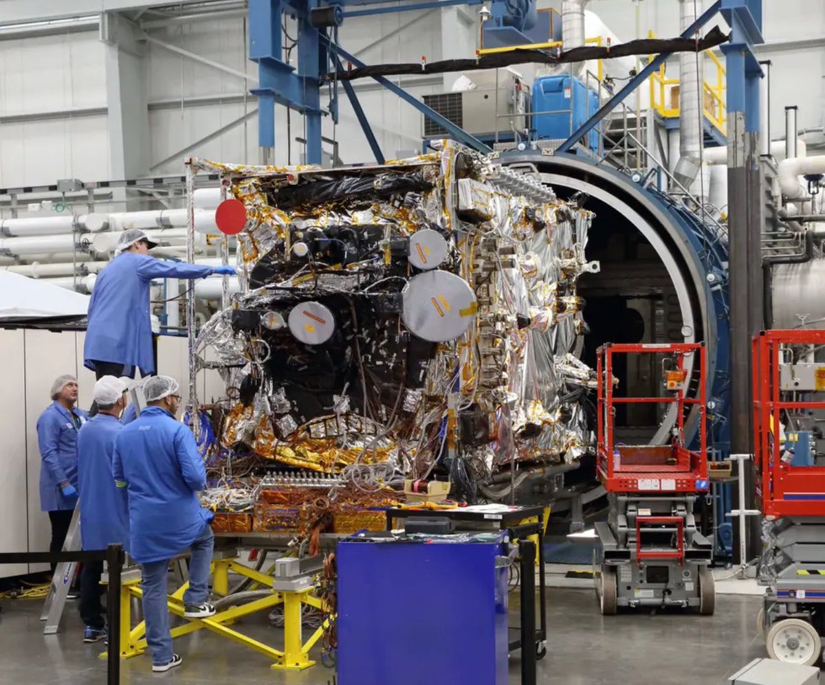 Historisk romoppskyting 🚀
Nå skal Arktis få full bredbåndsdekning fra norske satellitter🛰️

– Dette er Norges hittil største romprosjekt og lift-off for en ny epoke for norsk romfart, sier <a href="/Bjornarildgram/">Bjørn Arild Gram</a> 

regjeringen.no/no/aktuelt/his…

📸 Space Norway